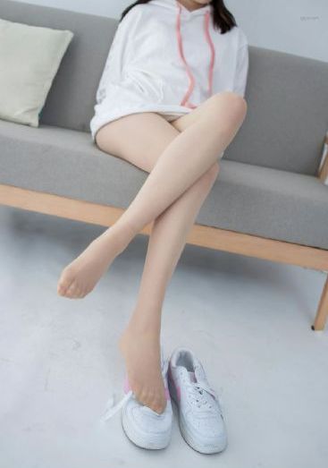 歐美風(fēng)短袖女_720視頻大全