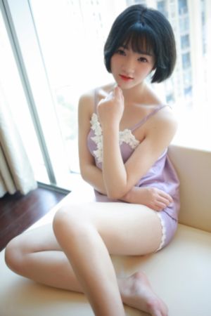 歐美女裝海報手繪_BD英語高清在線觀看