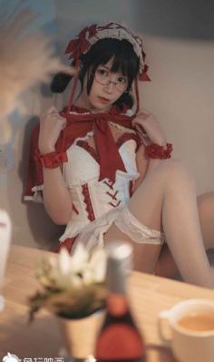歐美絲襪片_BD電影完整版
