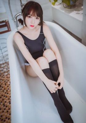歐美調教腳奴專區_4K免費播放