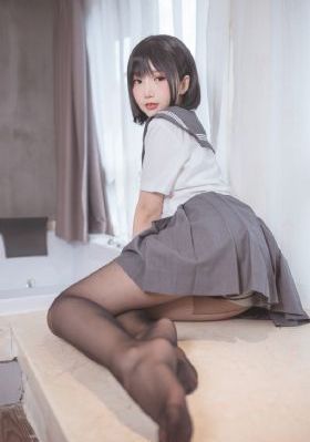 歐美男模巨鳥圖_4K電影免費在線