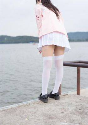 國產(chǎn)抗皺緊致化妝品_1080手機在線看