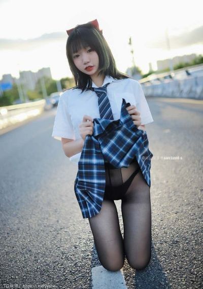 國產(chǎn)猛男1069gay_高清韓國電影在線觀看
